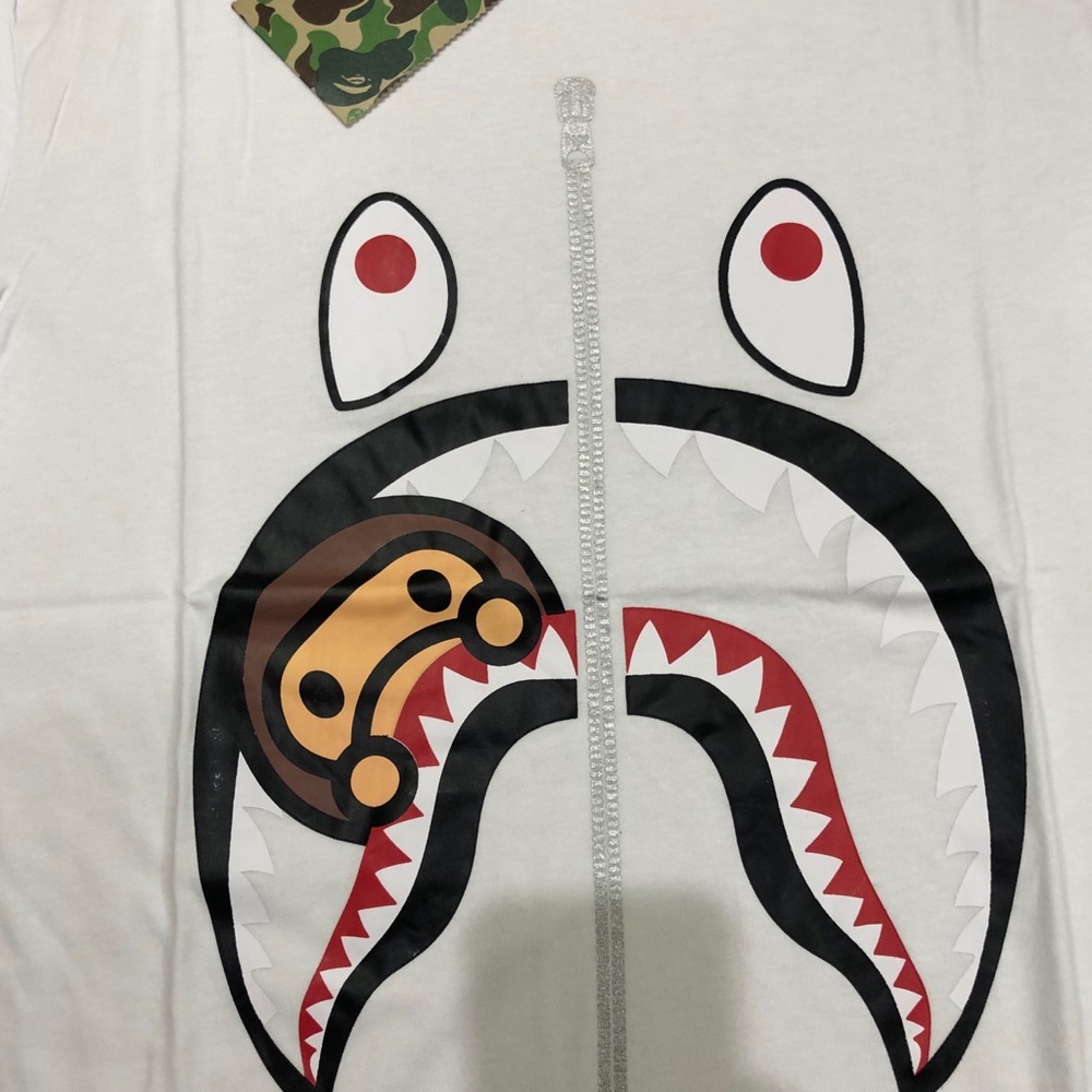 Bape Milo Shark Face tee a bathing ape - Picture 2 of 6